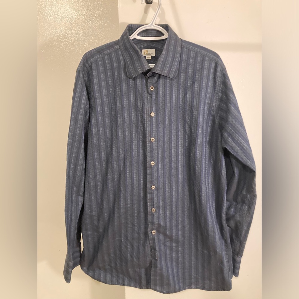 Omega men’s button up dress shirt